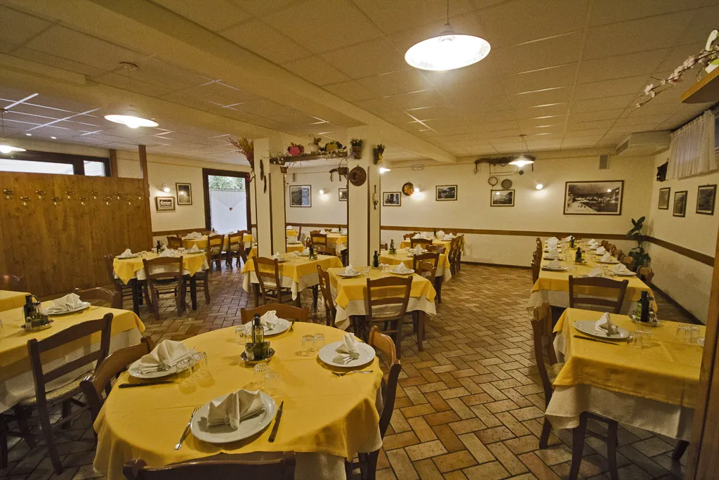 Farmhouse La Pila restaurant in Cison di Valmarino