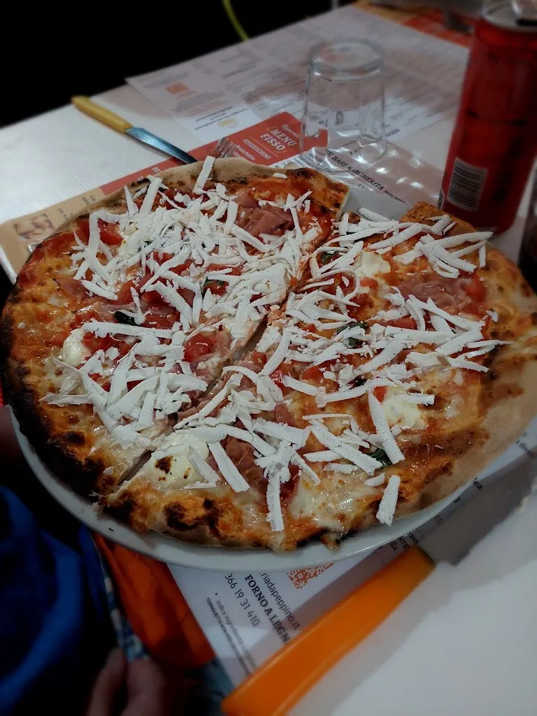 Eleanor Squire_Pizzeria da Peppino_Pezze di Greco_review