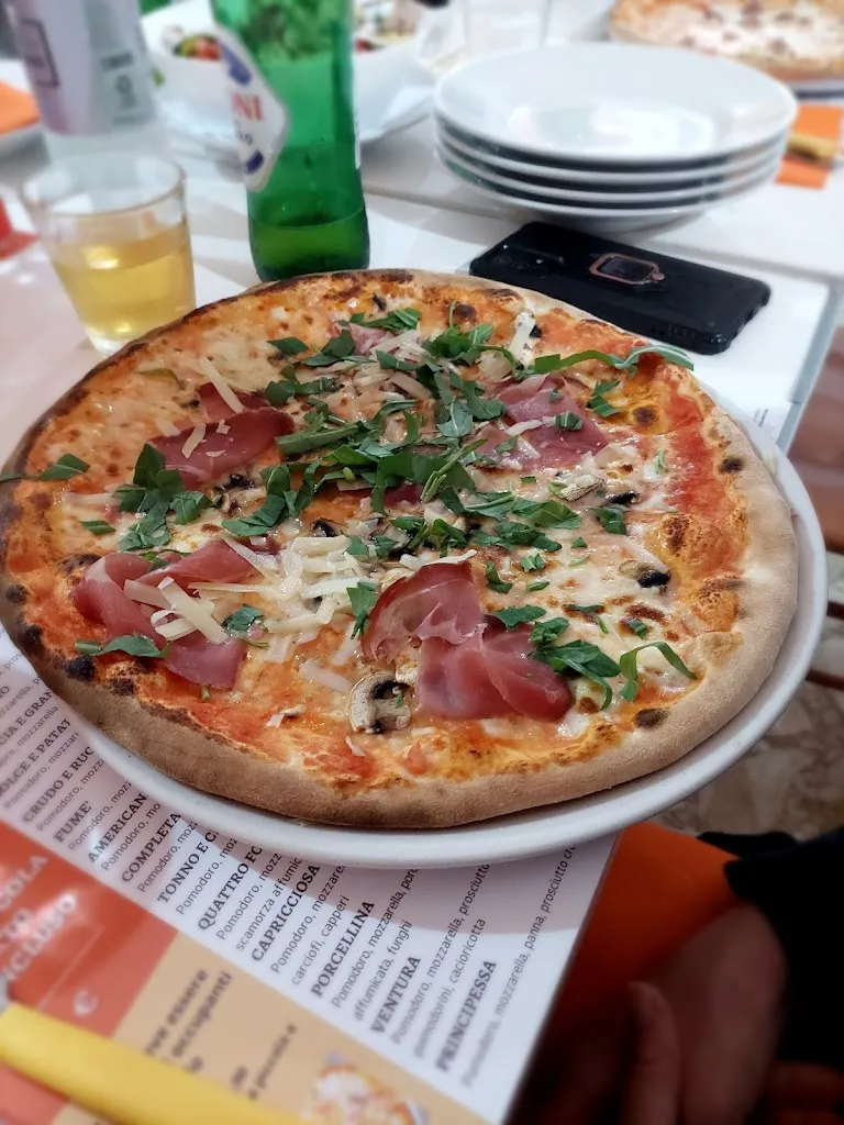 Pizzeria da Peppino_Pezze di Greco_slider_image_2