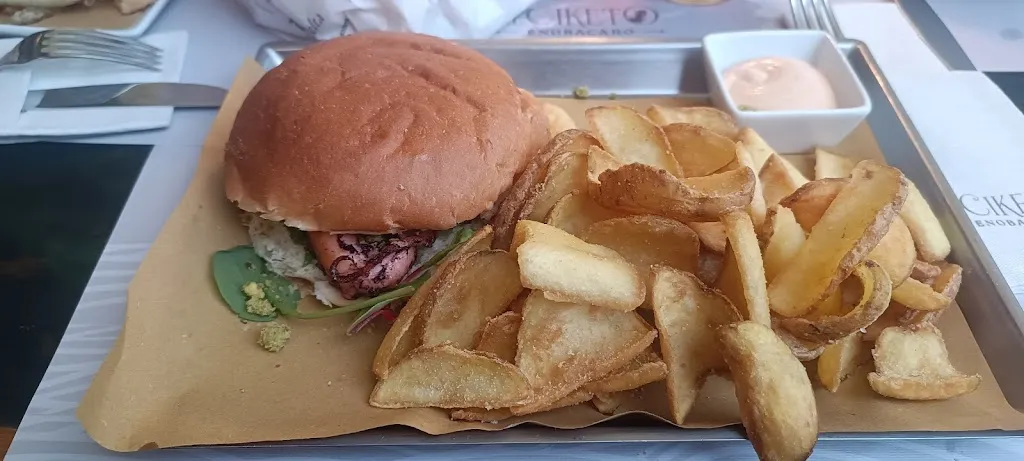 Helmuts Kumelins_Al Ciketo_Chioggia_review