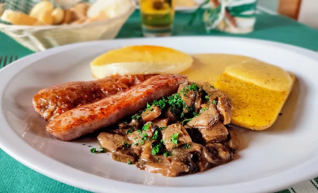 Belvedere grill-bar_Colle Santa Lucia_slider_image_3