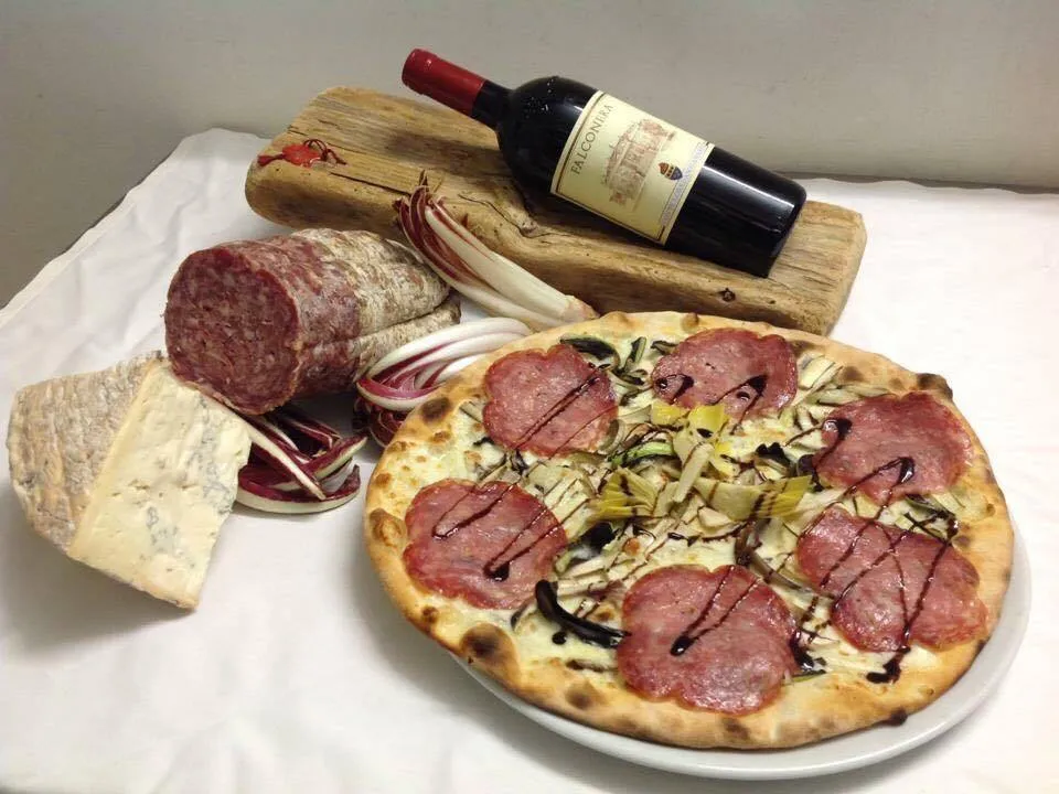 Pizzeria Da Mauro dal 1990_Codognè_slider_image_2