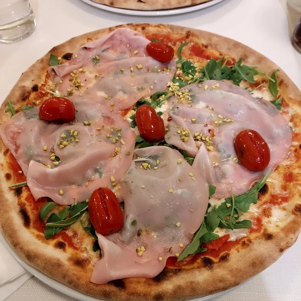 Pizzeria Da Mauro dal 1990_Codognè_slider_image_3