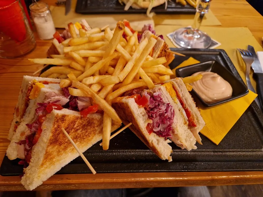 Mr.Johnny Pubistrot_Codognè_slider_image_3