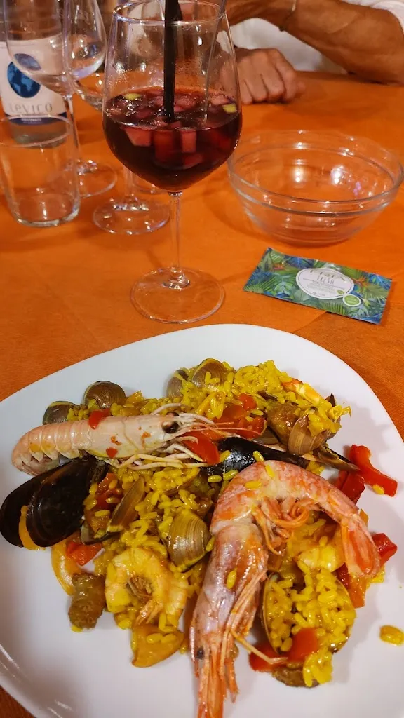 valeria trambaiolo_Gira Sole Ristobar_Colle Umberto_review