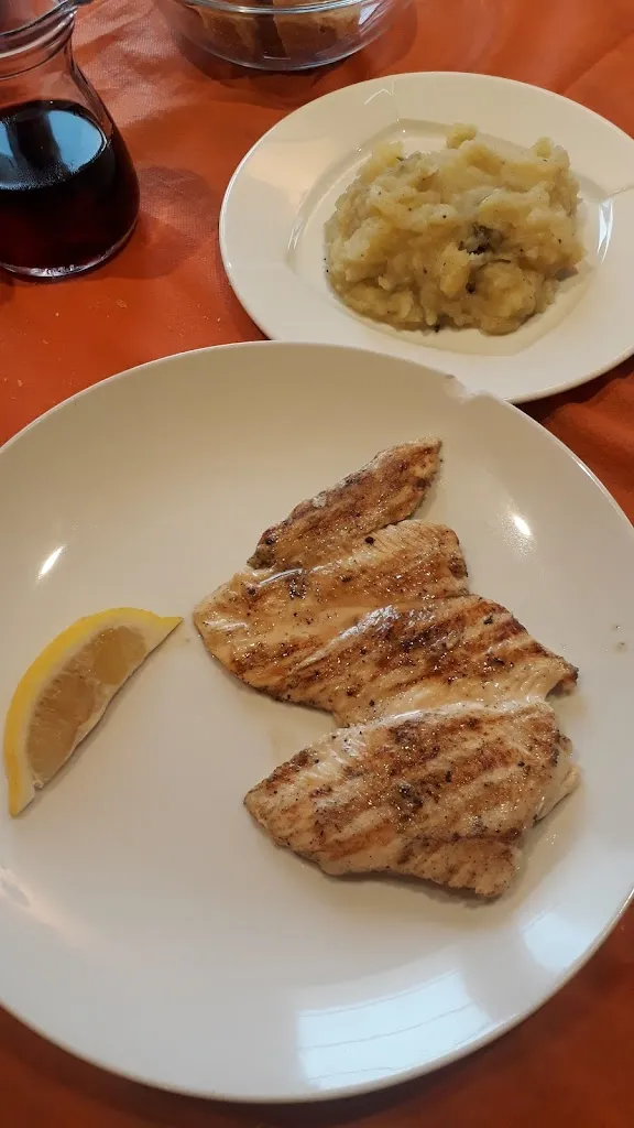 Lorenzo Collet_Gira Sole Ristobar_Colle Umberto_review