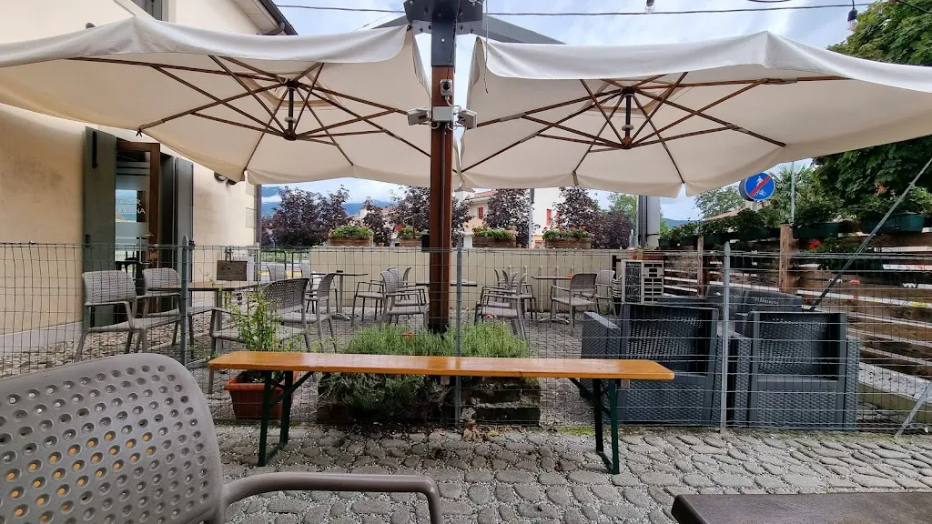 Gira Sole Ristobar restaurant in Colle Umberto