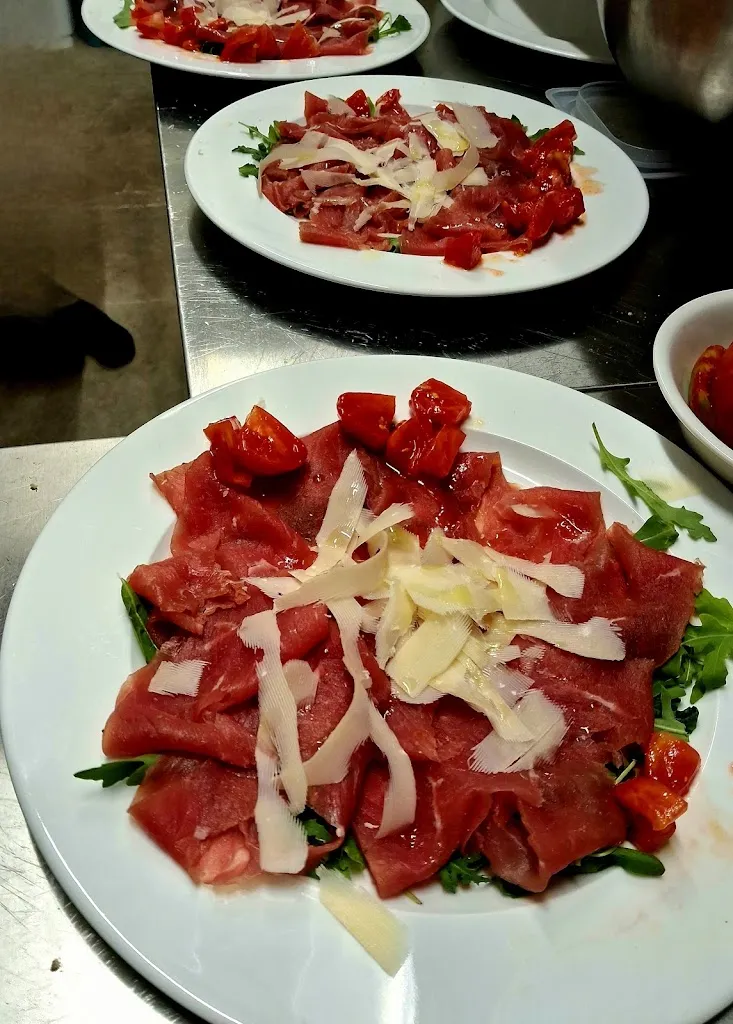 Borgo de Sora osteria con cucina_Colle Umberto_slider_image_2