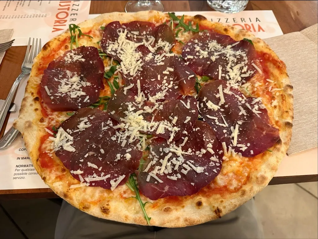 Pizzeria Historia Bar Cafe_Concordia Sagittaria_slider_image_2