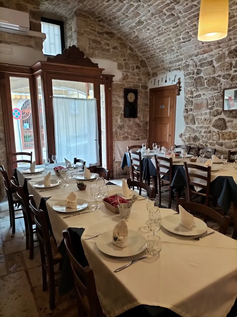 Pizzeria Modì restaurant in Palo del Colle