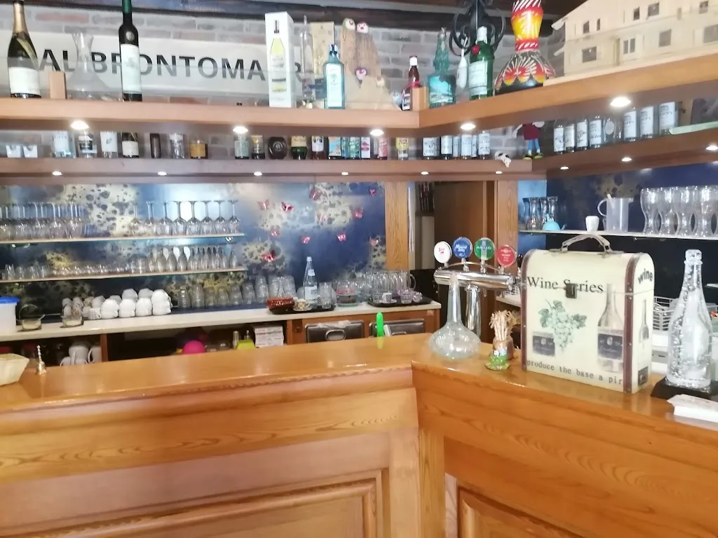 Trattoria dal Brontomauro_Corbanese_slider_image_2