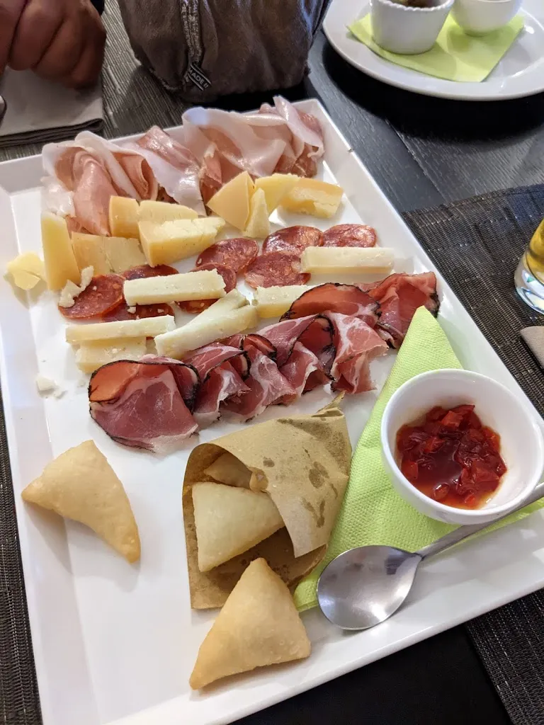 Júlio Monteiro_Cara Mamma Ristorante_Palo del Colle_review