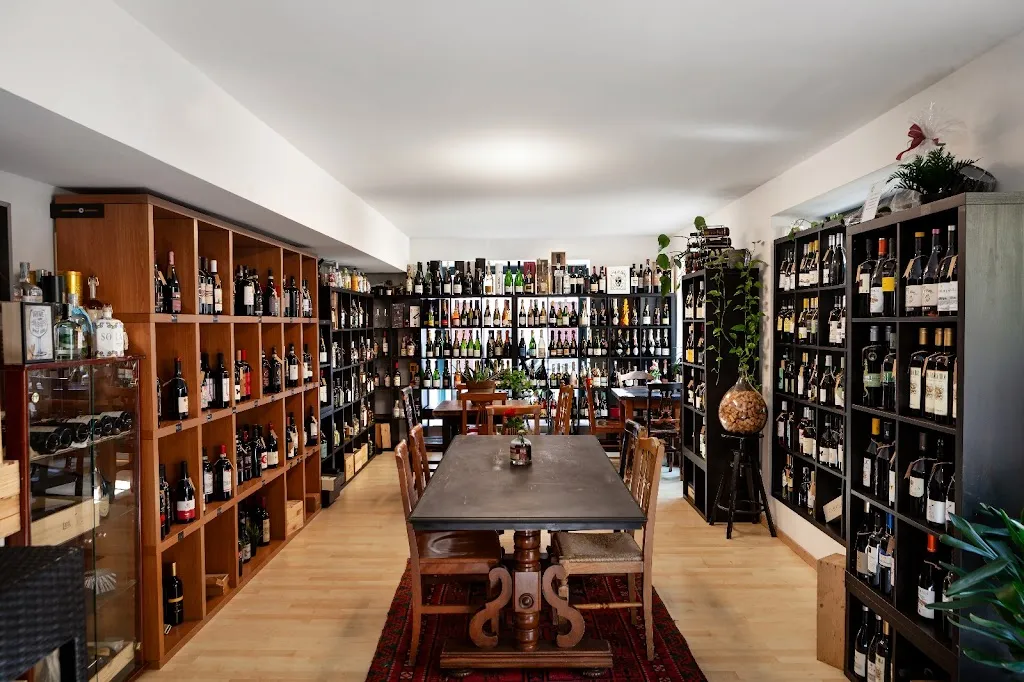 Patrick's Winery Enoteca & Gineria_Cittadella_slider_image_3