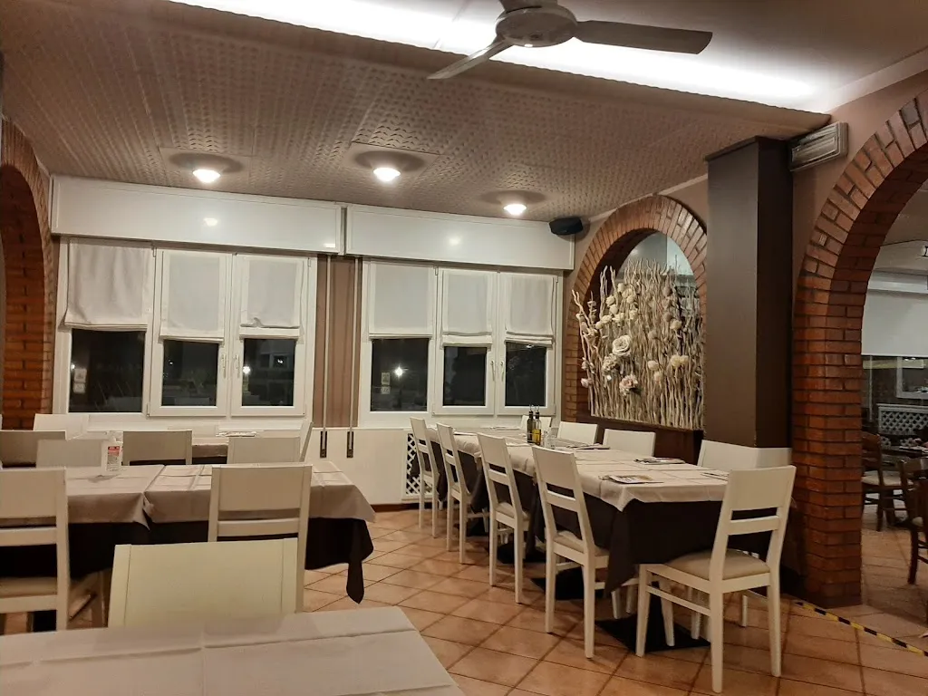 Pizzeria Full Blown_Cittadella_slider_image_1