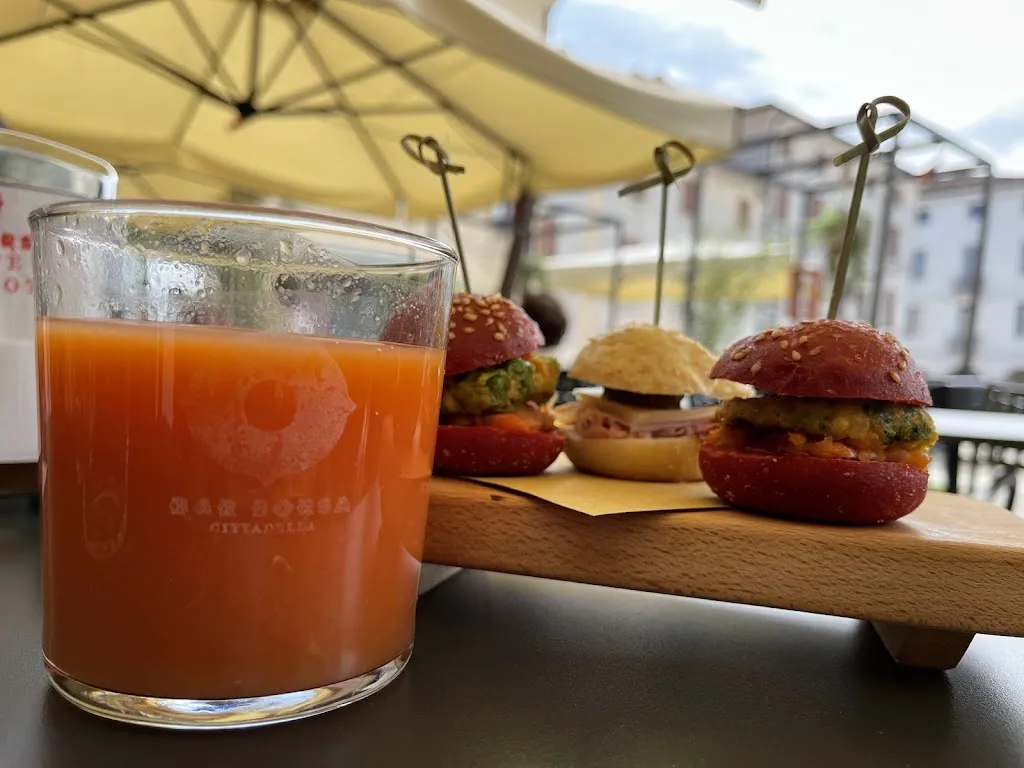 Doina Botosanu_Bar Borsa Caffè Bistrot_Cittadella_review