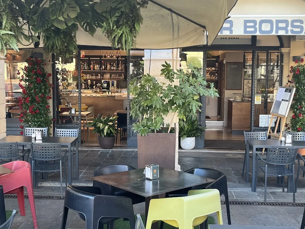 Bar Borsa Caffè Bistrot restaurant in Cittadella