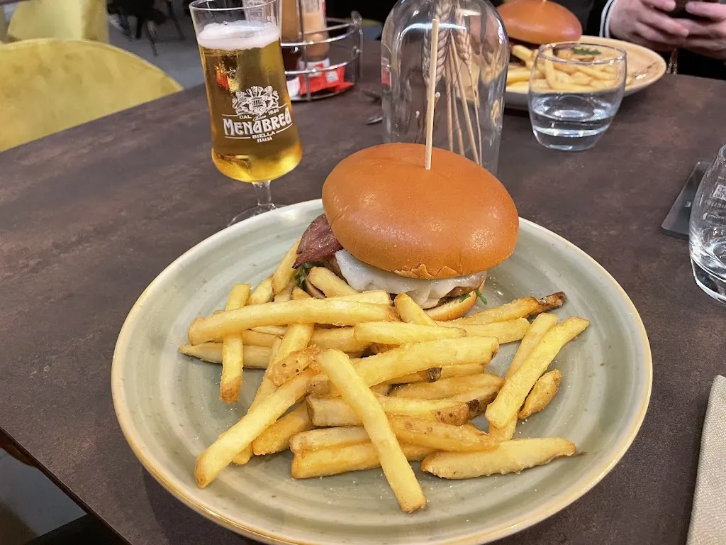 Flapper Bistro_Palo del Colle_slider_image_3