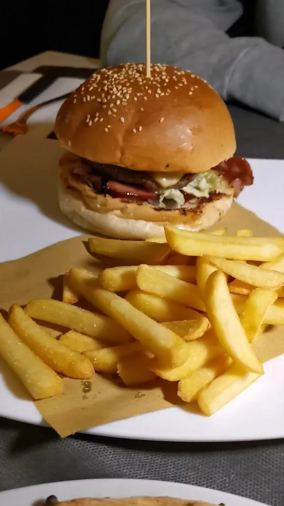 Ele 4_Pizzeria GEKO_Costa di Rovigo_review