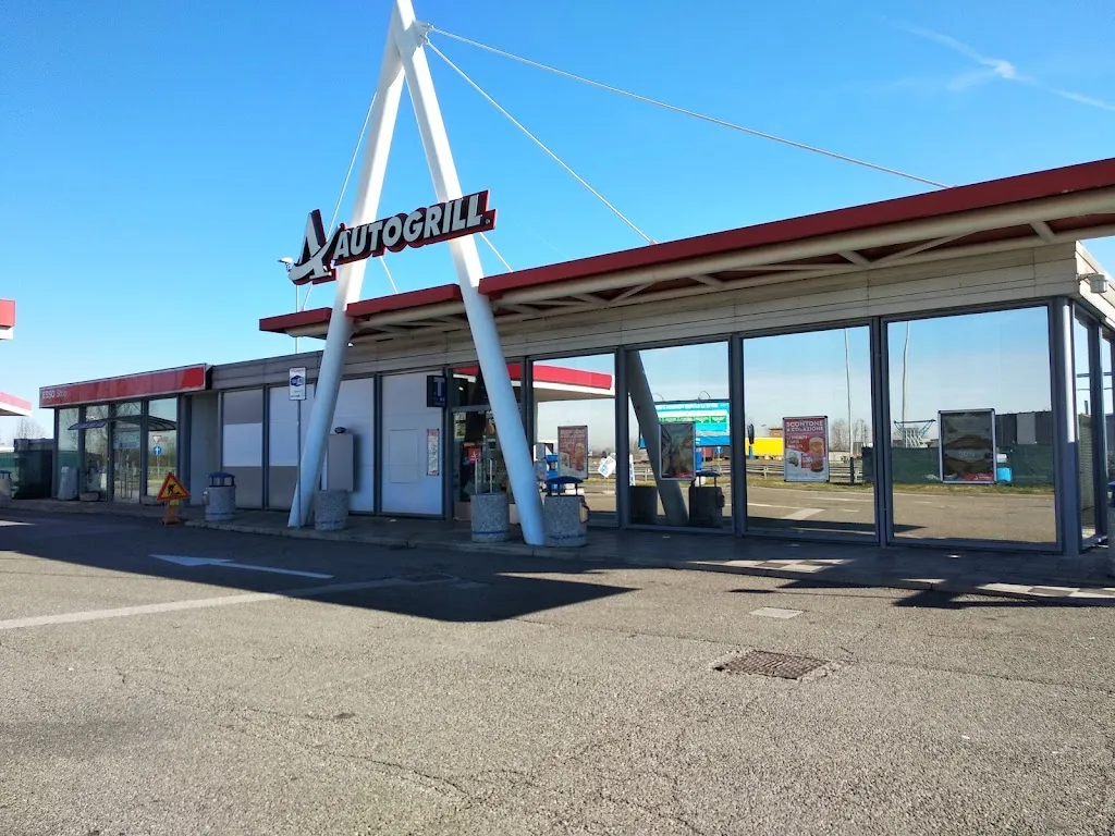 Autogrill Adige Est RO restaurant in Costa di Rovigo