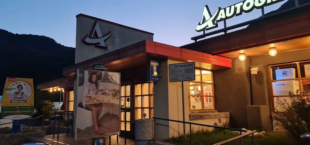 Autogrill Adige West restaurant in Costa di Rovigo