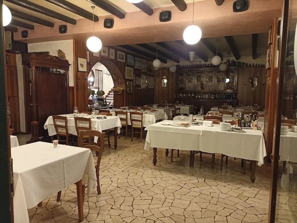 Trattoria Lovise restaurant in Costabissara