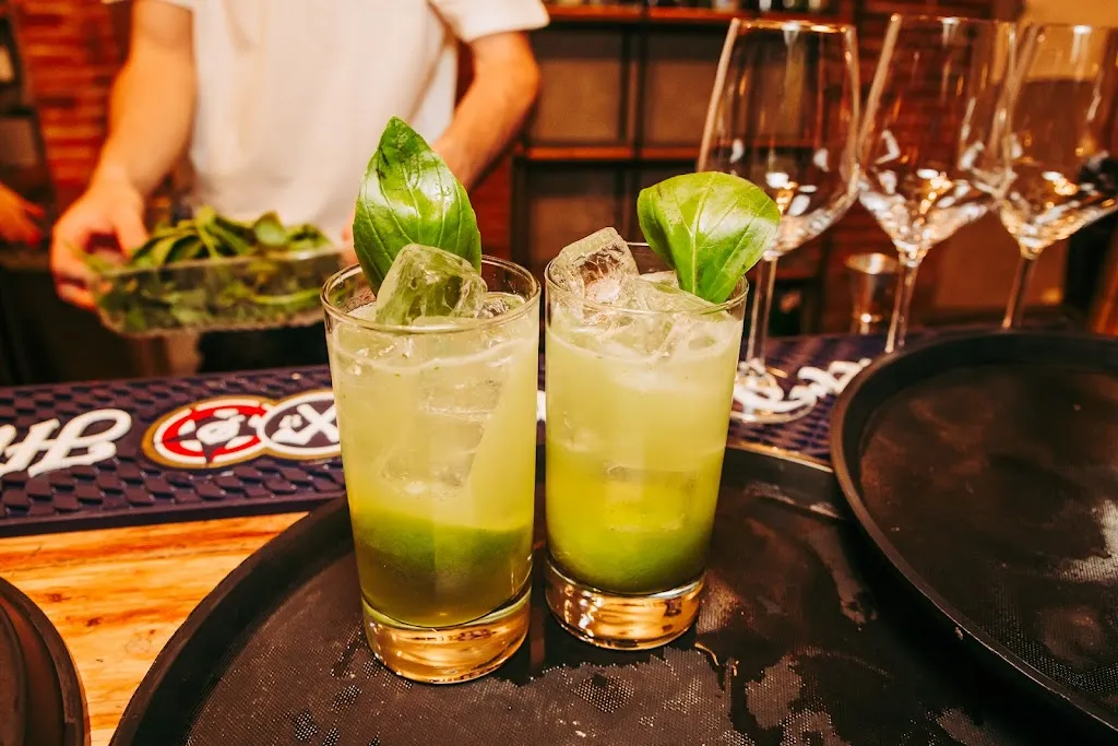 Classico food drink & friends_Costabissara_slider_image_2