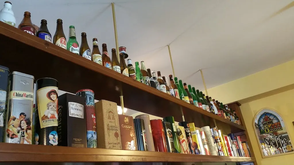 Trattoria Pizzeria Bellavista restaurant in Creazzo