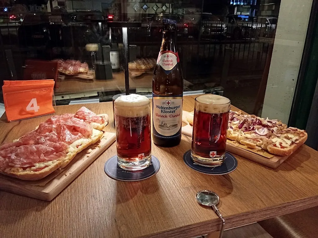 BRUS BIRRERIA BRUSCHETTERIA_Creazzo_slider_image_2