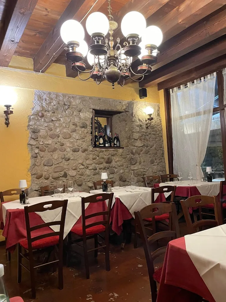 Antica Osteria Corte Calcina_Costermano_slider_image_1