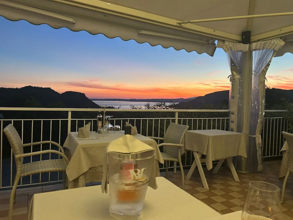 Ristorante Pizzeria le Guardie_Costermano_slider_image_3