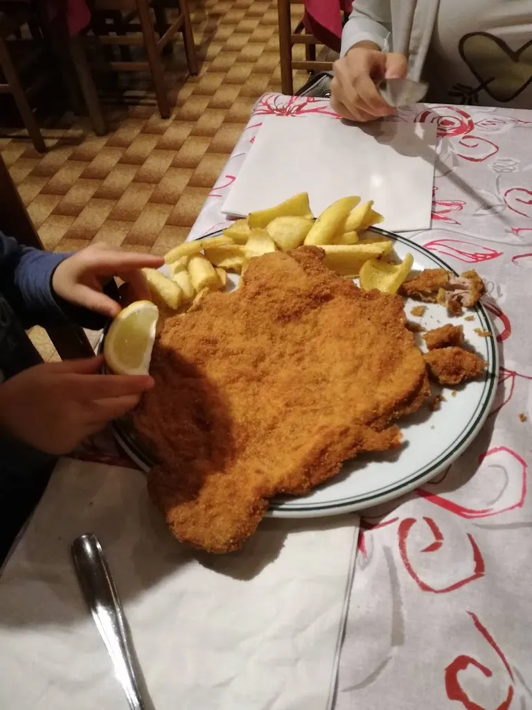 Menu_Ristorante Pizzeria la Piazza s.n.c. di Turrina Matteo e Zanetti Gloria_Costermano_image_9