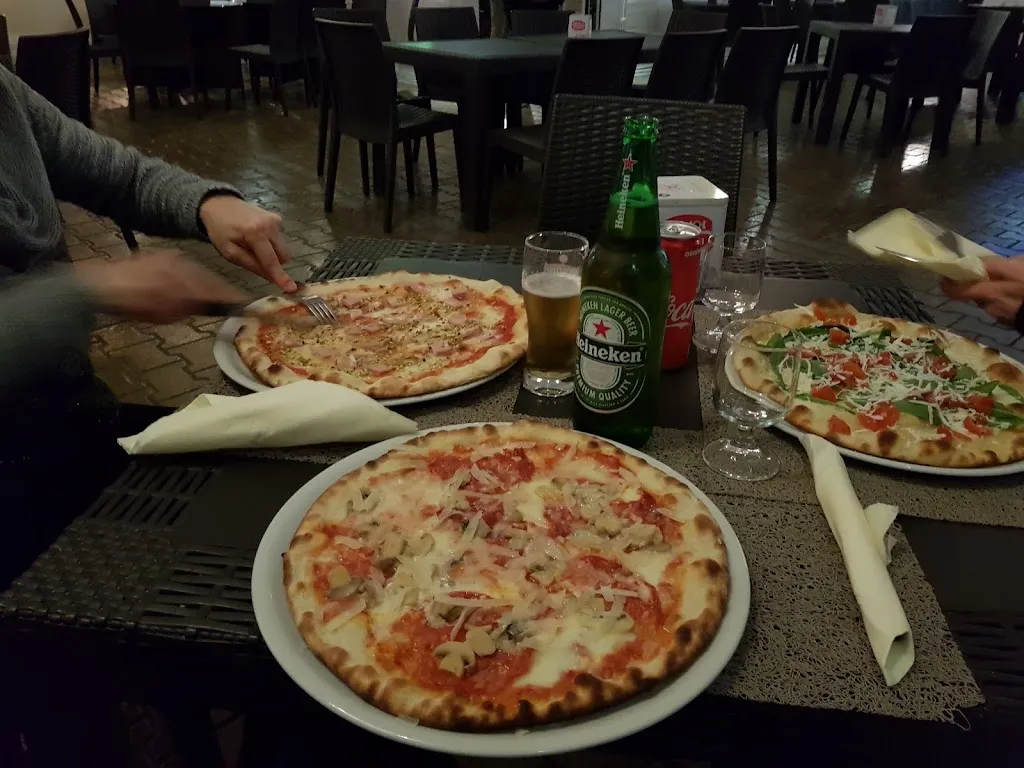 Menu_SHOW LOUNGE - Pizzeria Ristorante Bar_Palo del Colle_image_4