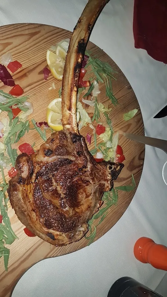 egidio giannotta_SHOW LOUNGE - Pizzeria Ristorante Bar_Palo del Colle_review