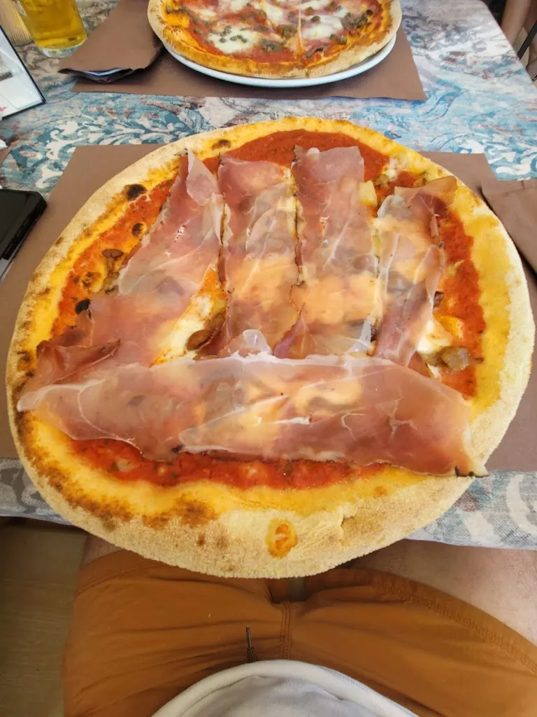 Alex Mates_Ristorante Pizzeria 