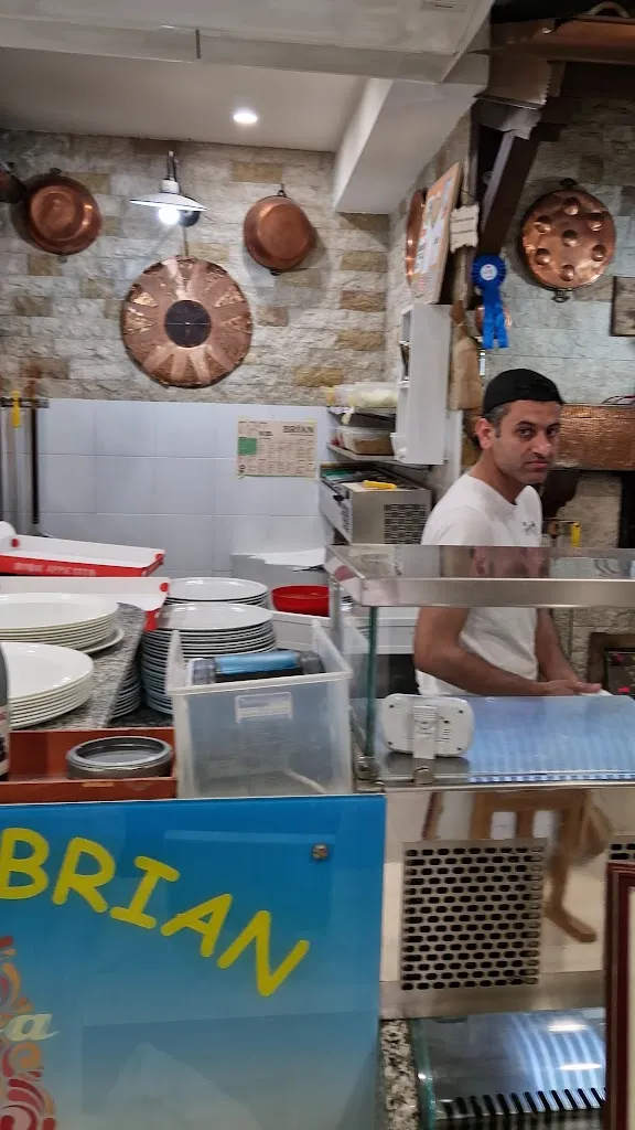 Pizzeria Brian_Crepaldo_slider_image_2