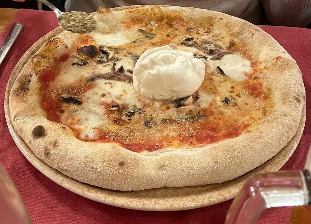 La Lanterna | Pizzeria • Ristorante_Curtarolo_slider_image_2