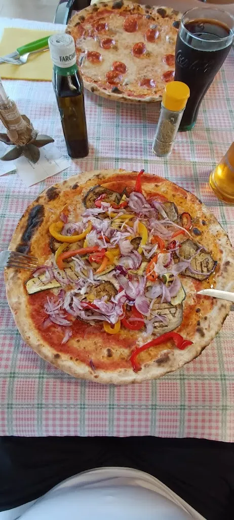 Menu_Pizzeria Iris_Enego_image_4