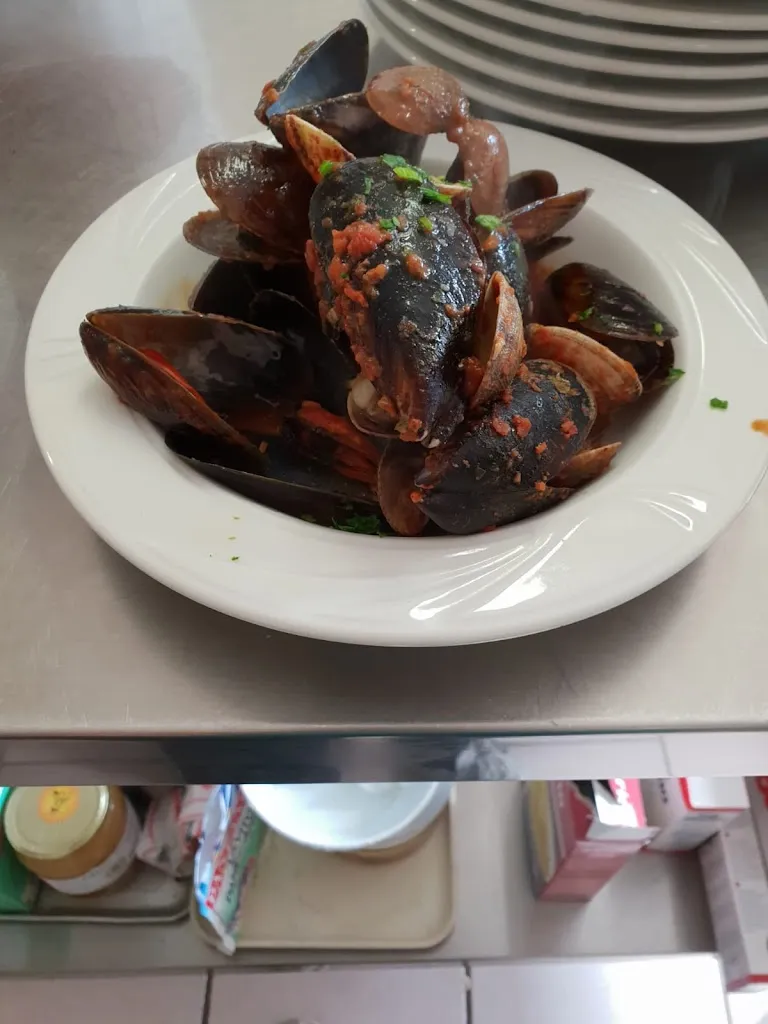 Menu_Pizzeria Iris_Enego_image_8