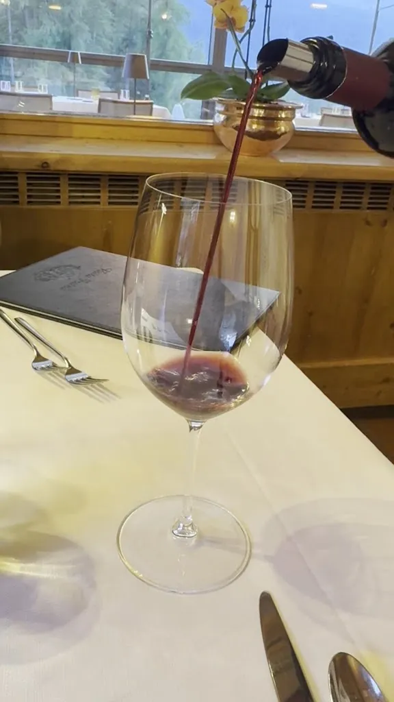 T Chrystal_Baita Fraina_Cortina d'Ampezzo_review