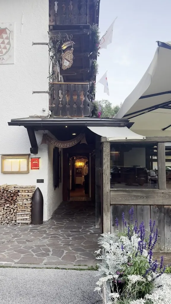 Baita Fraina restaurant in Cortina d'Ampezzo