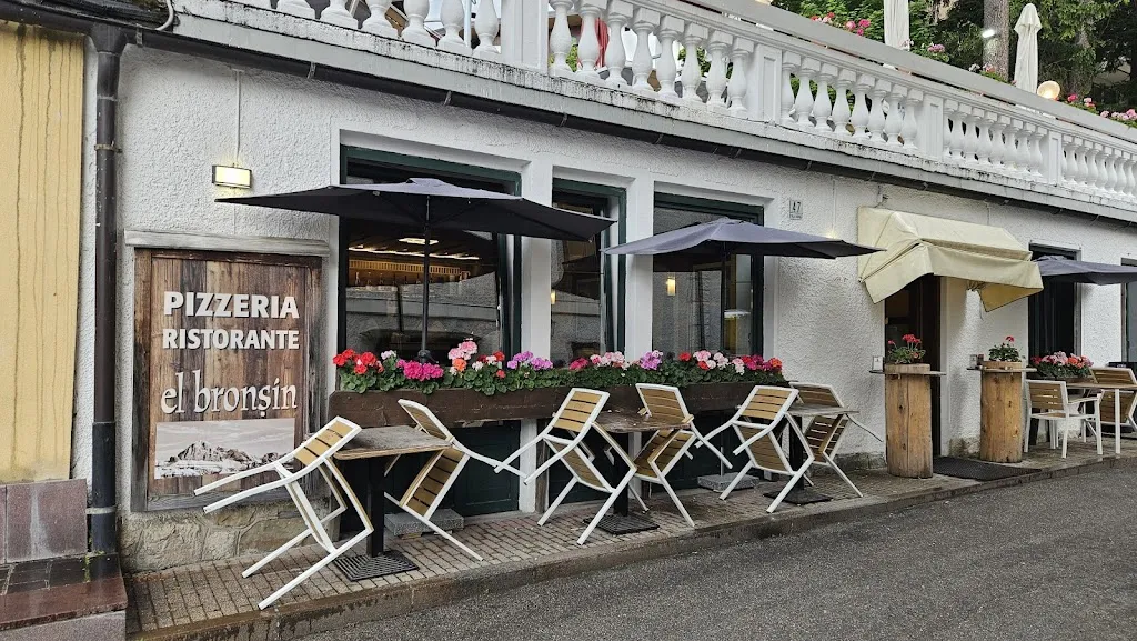 Ristorante Pizzeria El Bronsin restaurant in Cortina d'Ampezzo