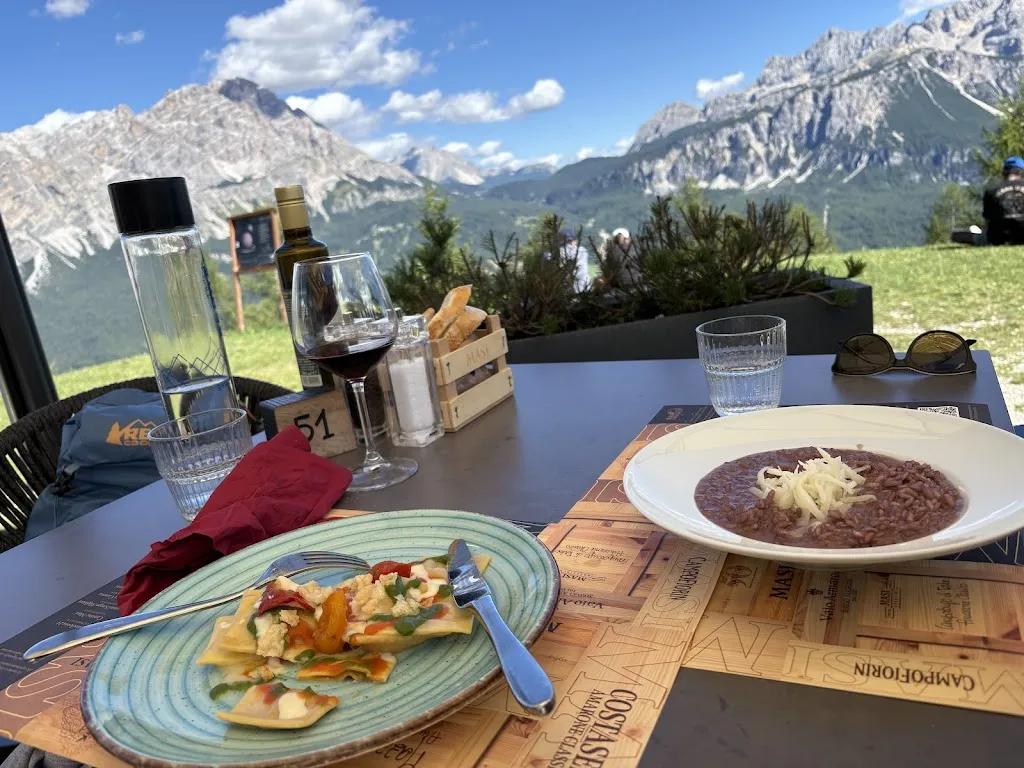 Zeev K_Masi Wine Bar Cortina_Cortina d'Ampezzo_review