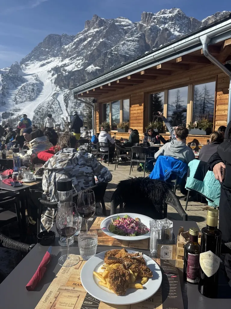 Louis Copp_Masi Wine Bar Cortina_Cortina d'Ampezzo_review