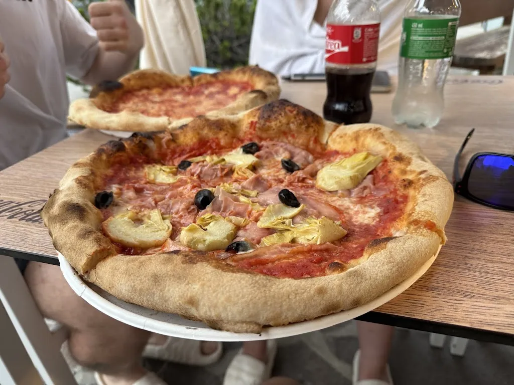 Jay Gin_Ampezzo pizza_Cortina d'Ampezzo_review