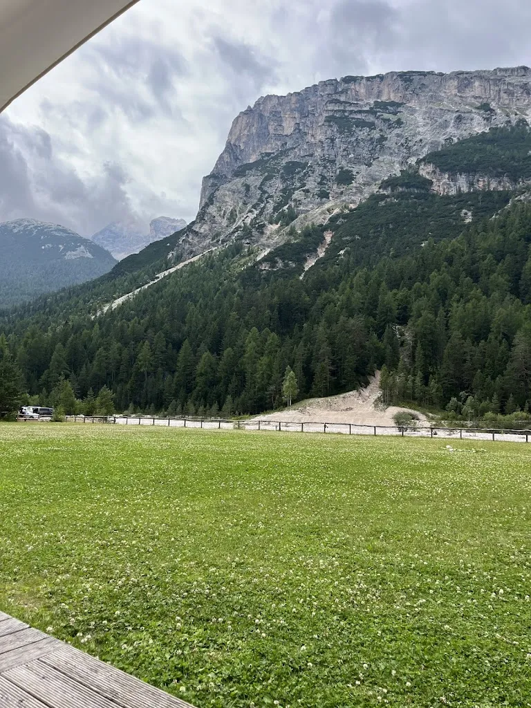 Miroslav Duda_Baita Spiaggia Verde_Cortina d'Ampezzo_review