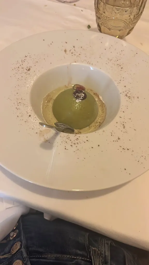 malola 38_Kilometro zero_Poggio Imperiale_review