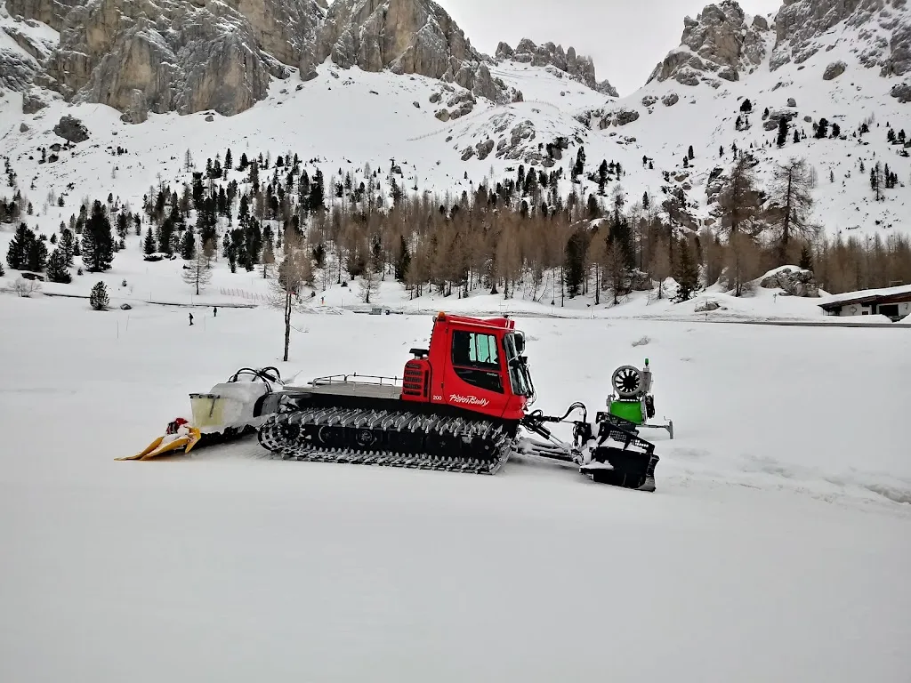 ian dayrit_Country Club House_Cortina d'Ampezzo_recensione