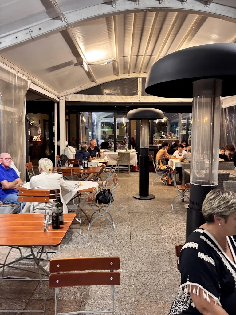 Buffalo Grill da Pino_Dueville_slider_image_3