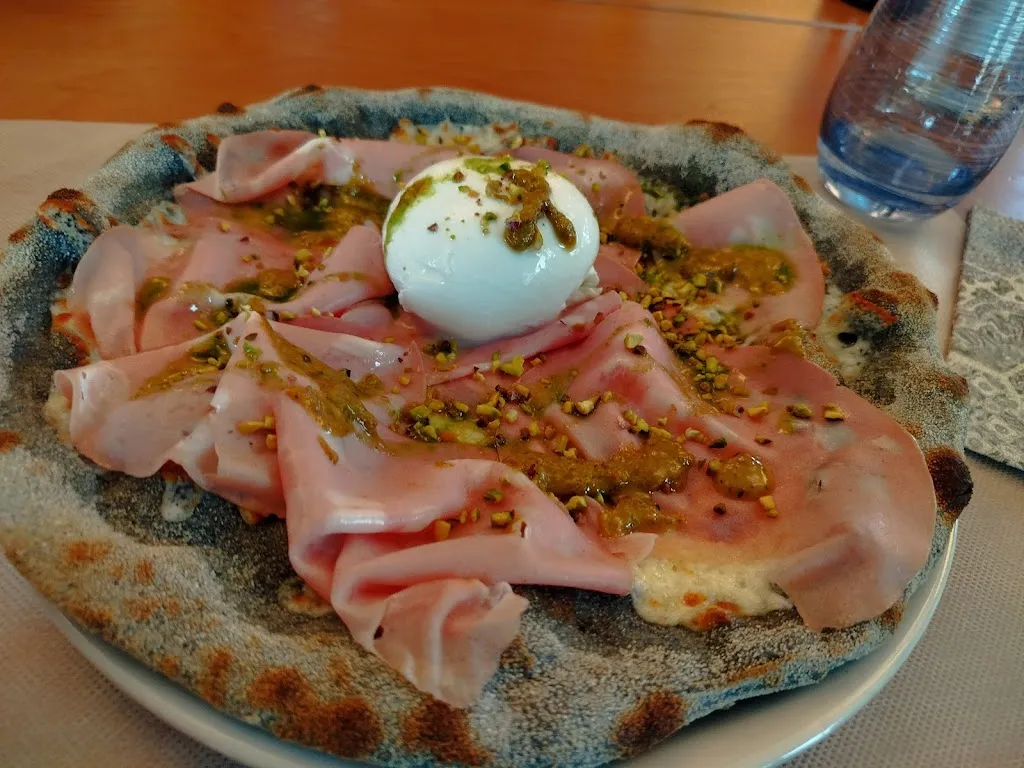 Ristorante Pizzeria Nico_Erbezzo_slider_image_3