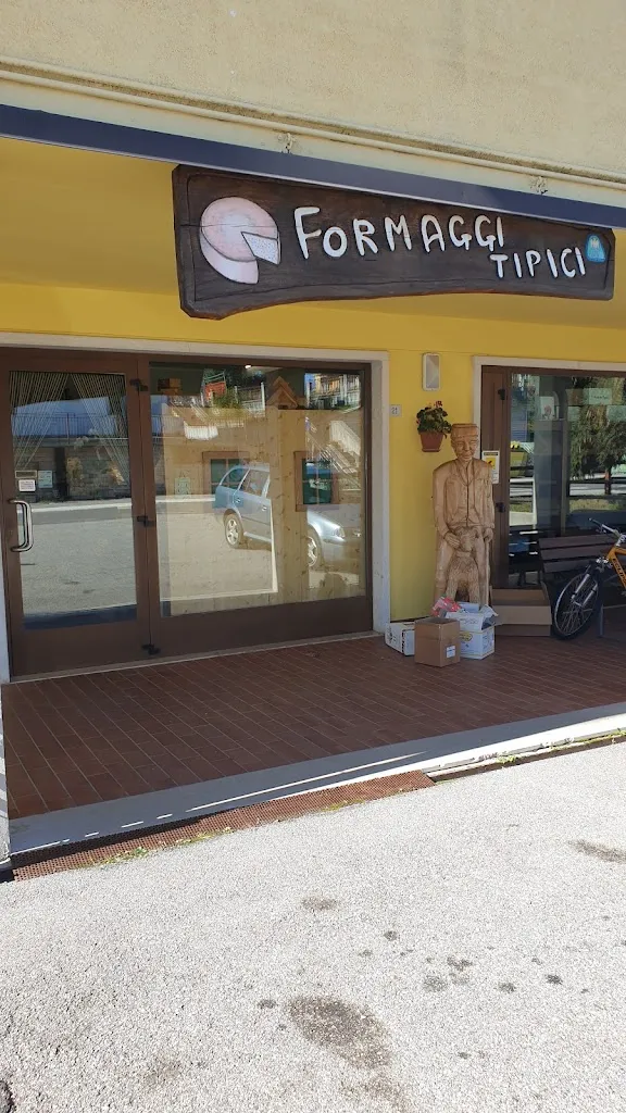 giuseppe caregari_La Bottega di Mosè_Erbezzo_recensione